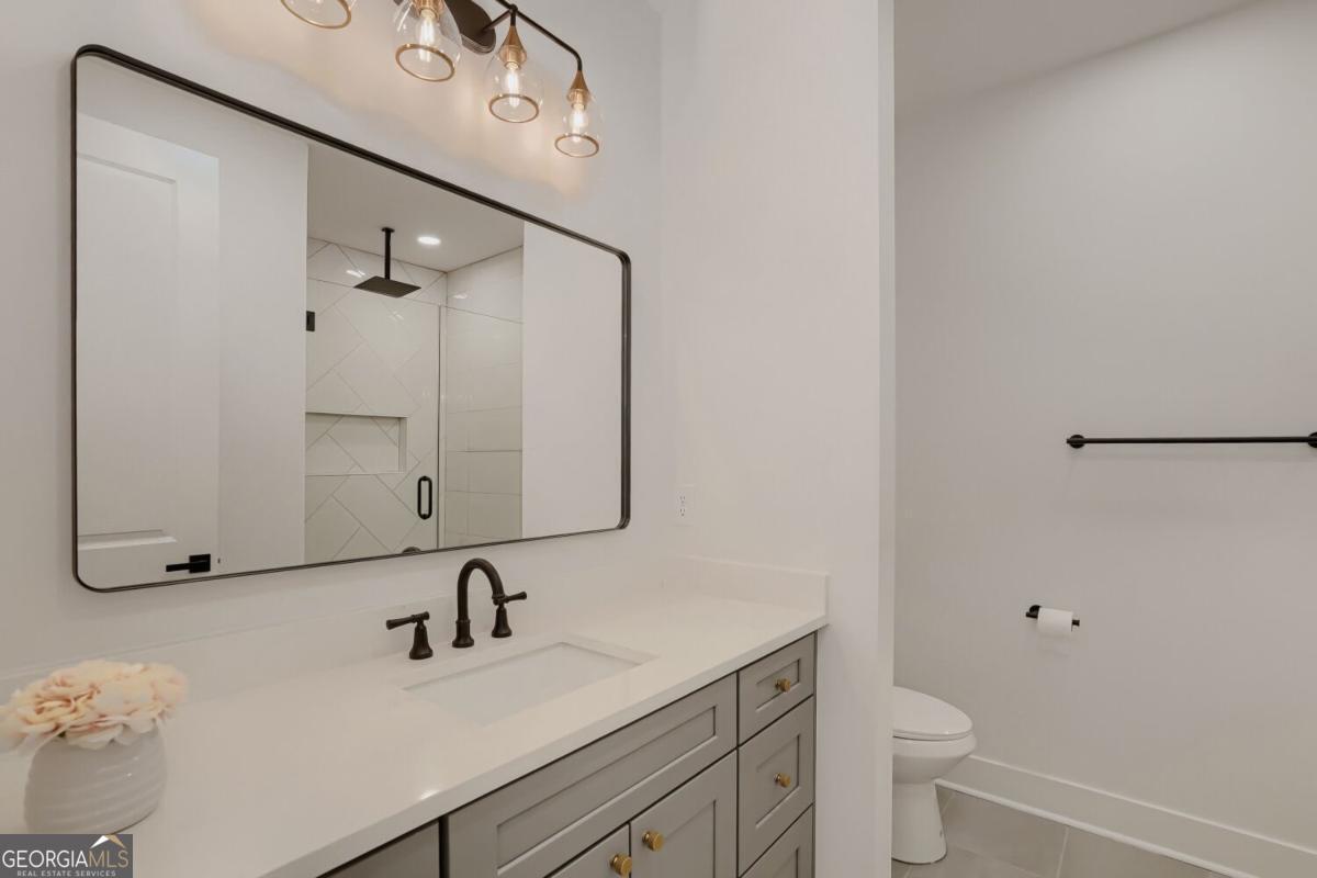 932 Cooper Road Property Photo 38