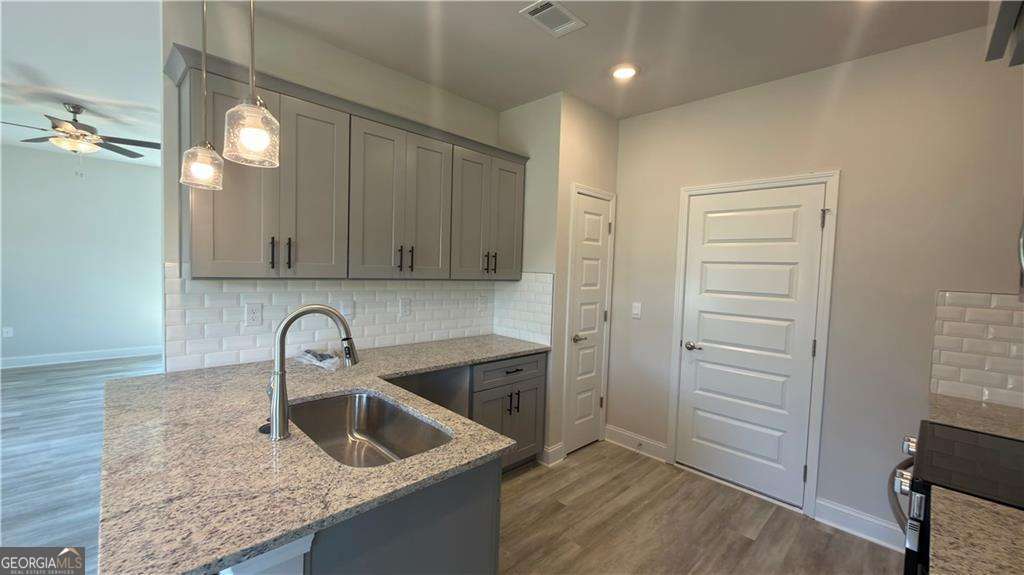 637 Bald Ridge Circle Property Photo 10