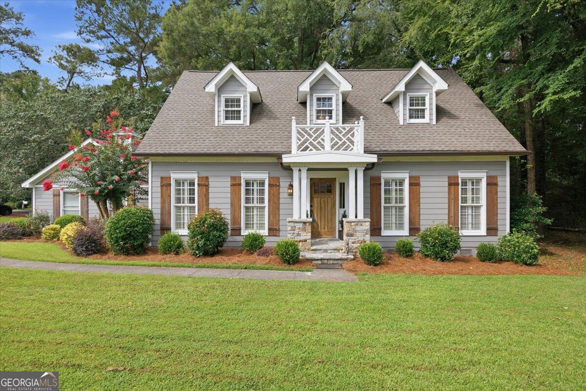 112 Ashford Park Property Photo 1