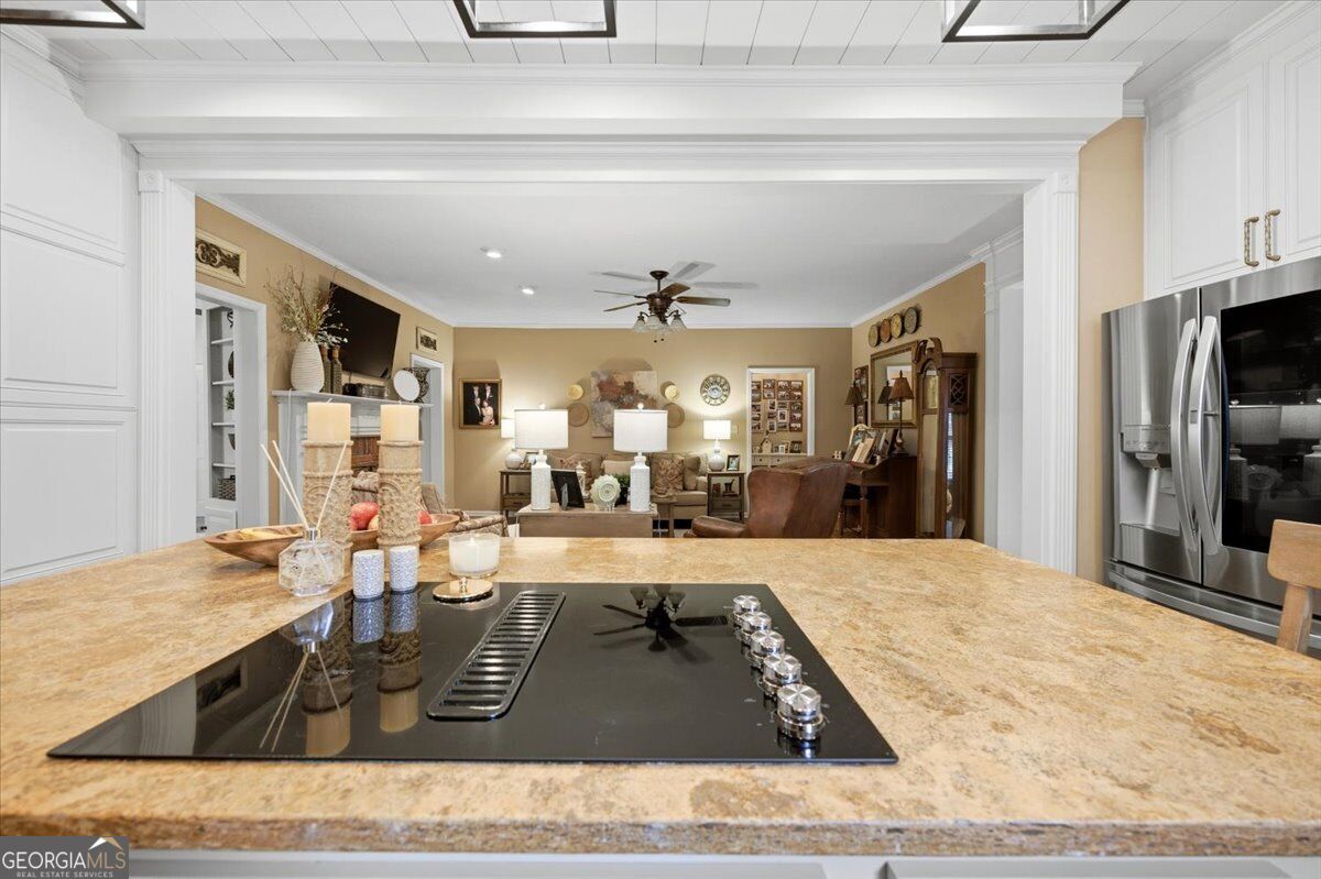 112 Ashford Park Property Photo 11