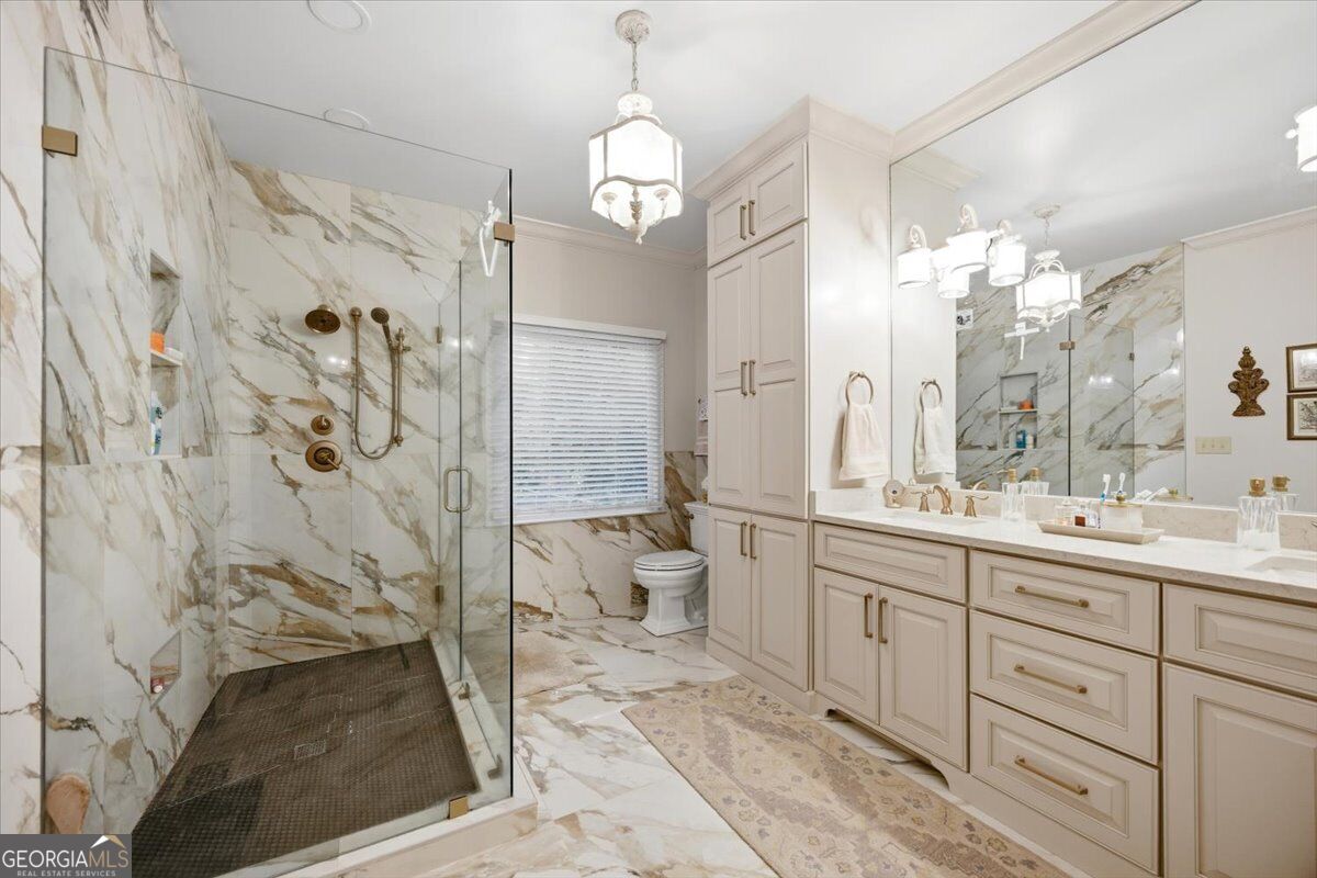 112 Ashford Park Property Photo 16