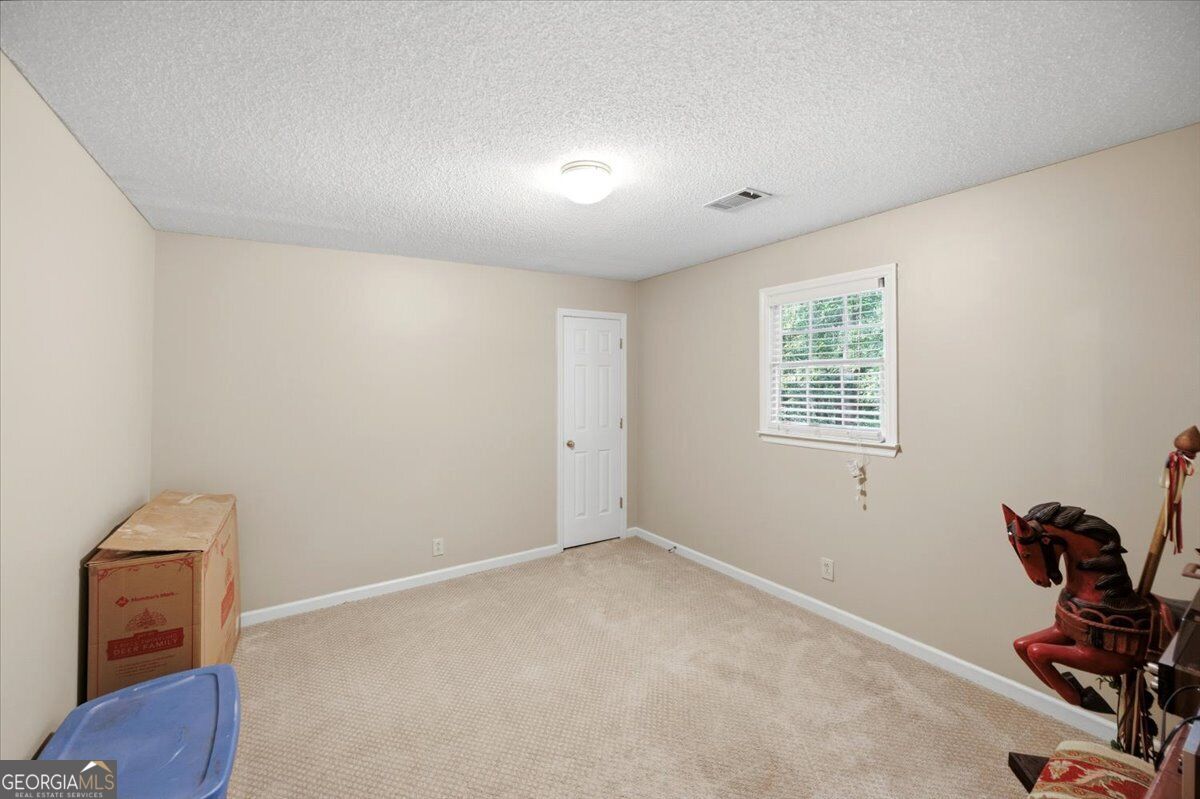 112 Ashford Park Property Photo 26