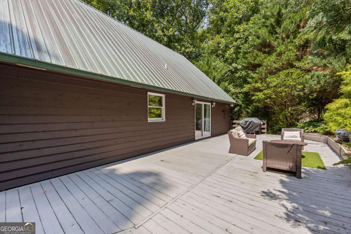 439 Nighthawk View Property Photo 26