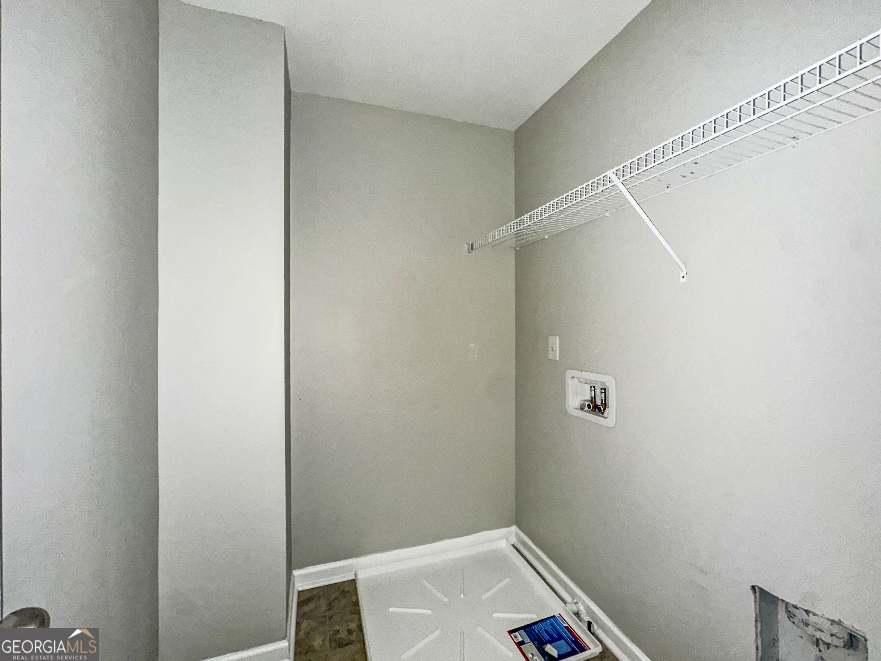 212 Daisy Circle Property Photo 8