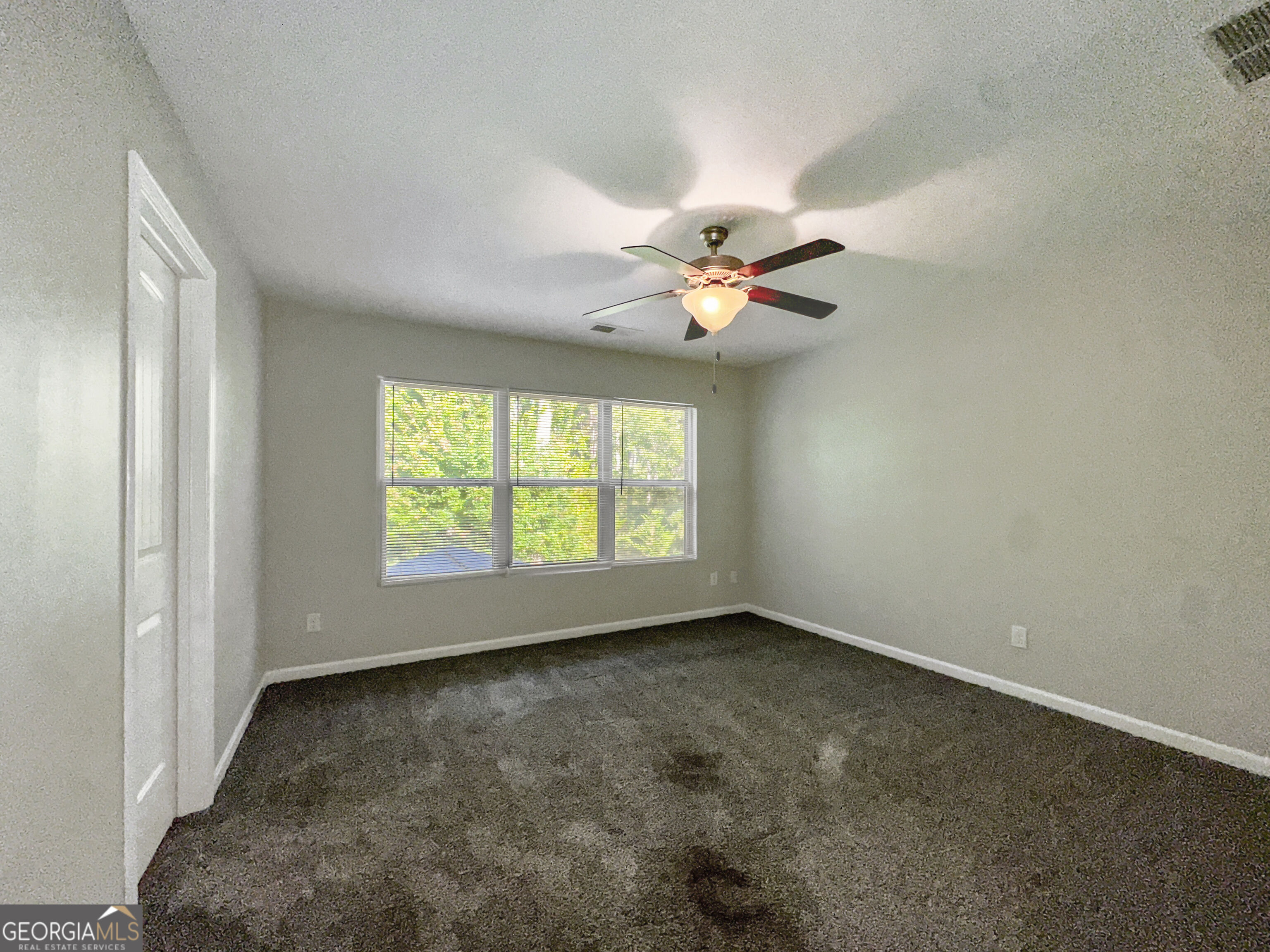 212 Daisy Circle Property Photo 9