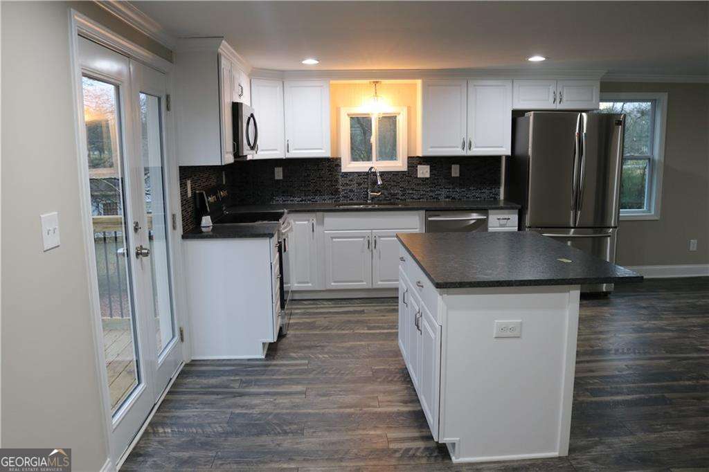 16 Dodson Road Sw Property Photo 6