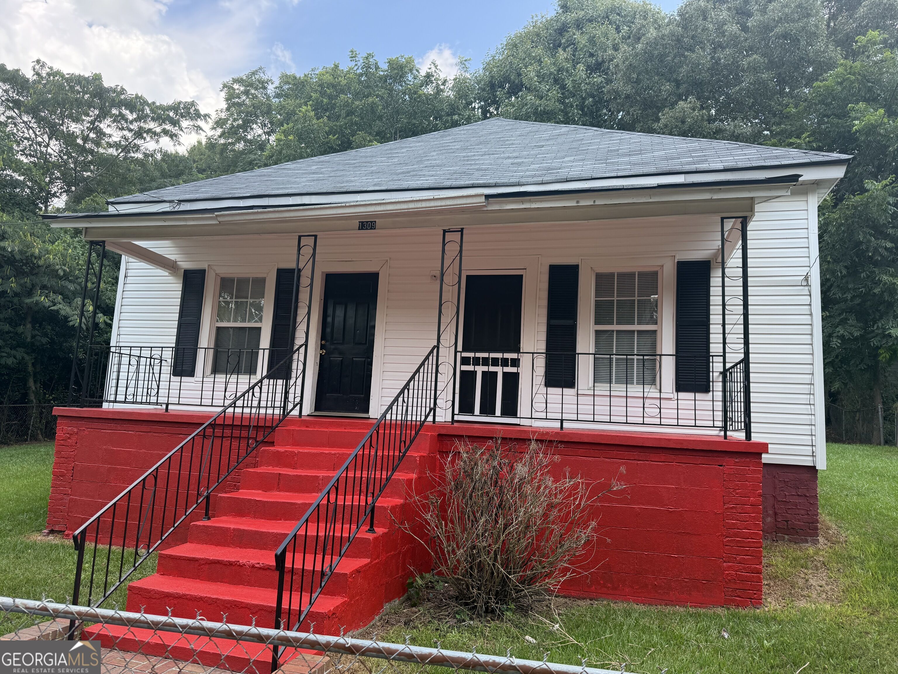 1309 Park Avenue Property Photo 1
