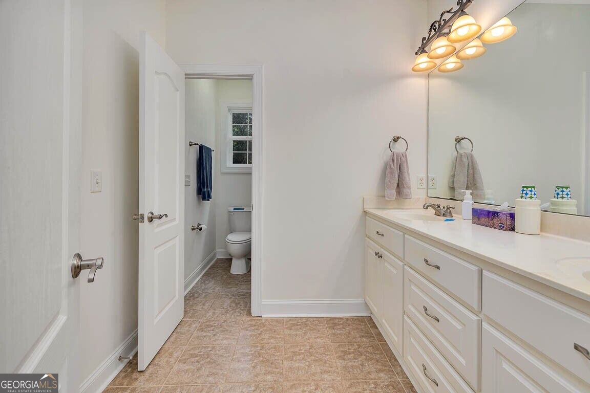 253 Winding Trail Property Photo 17