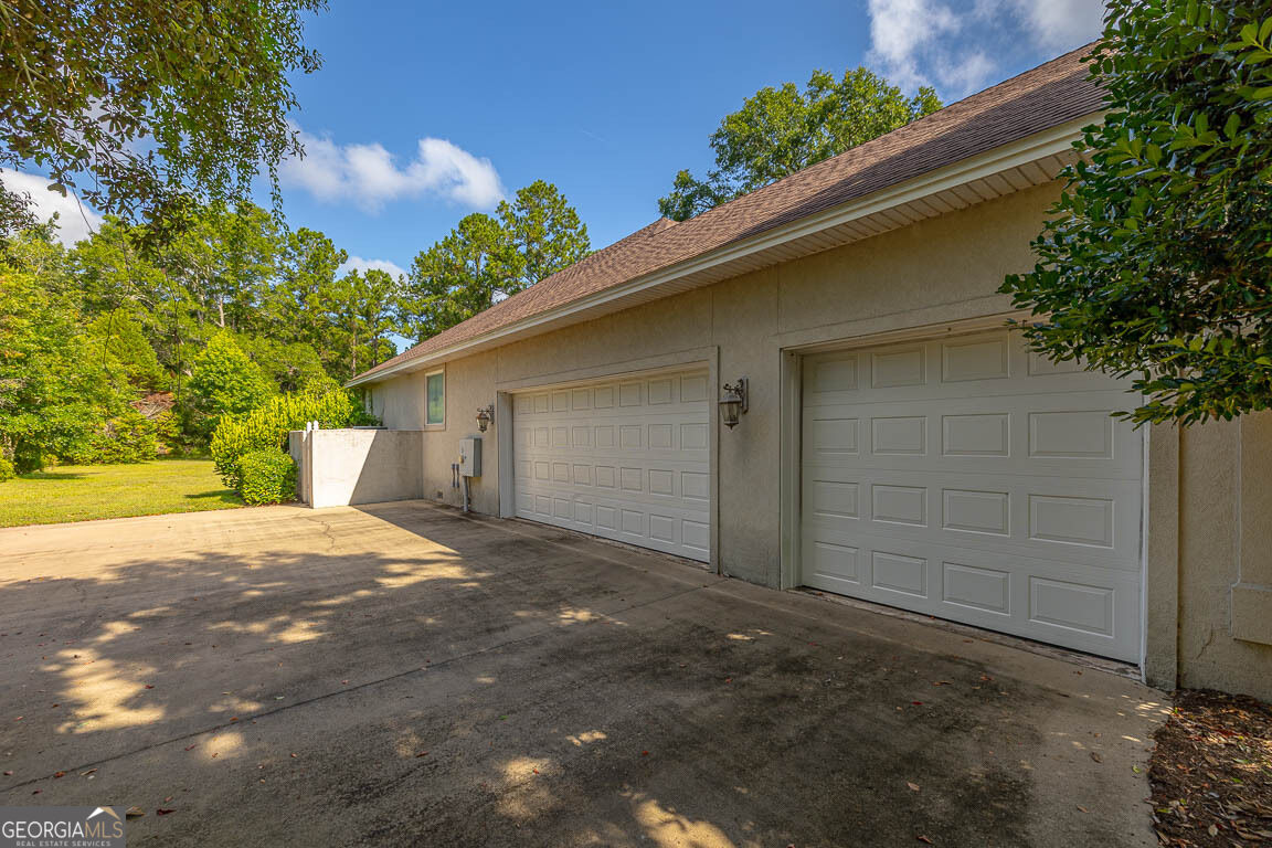253 Winding Trail Property Photo 24