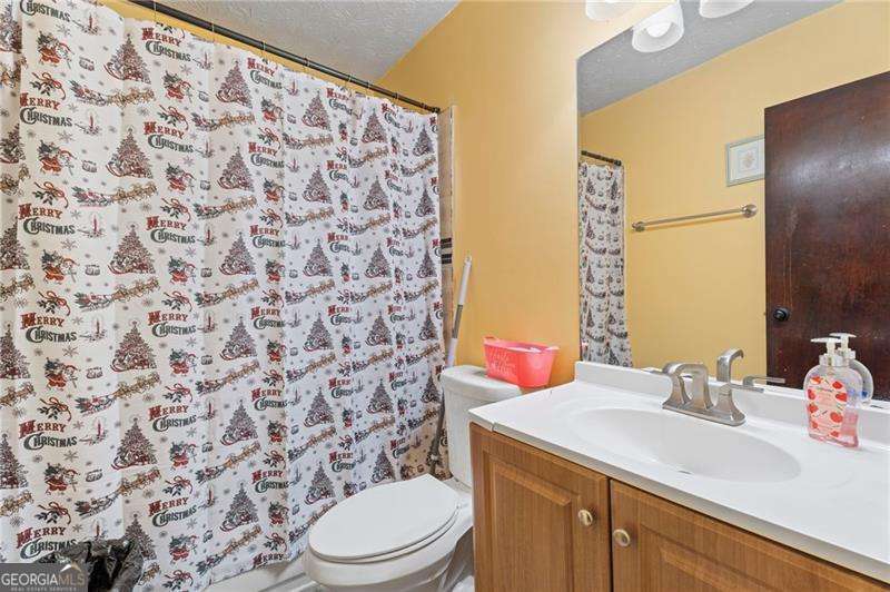 1140 Pineglen Drive Property Photo 15