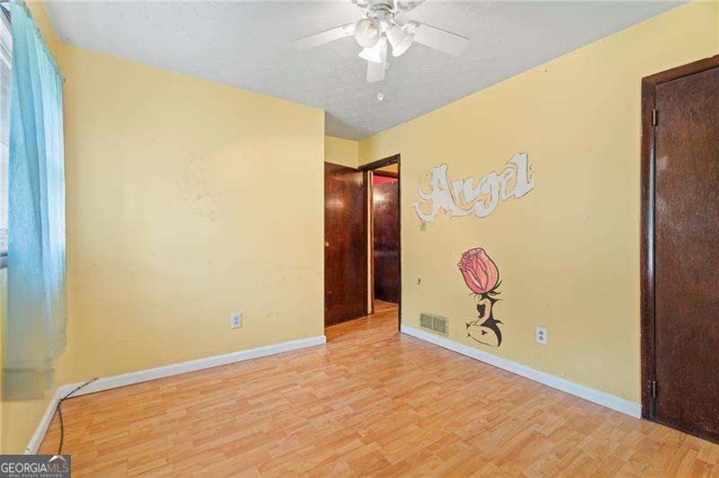 1140 Pineglen Drive Property Photo 19