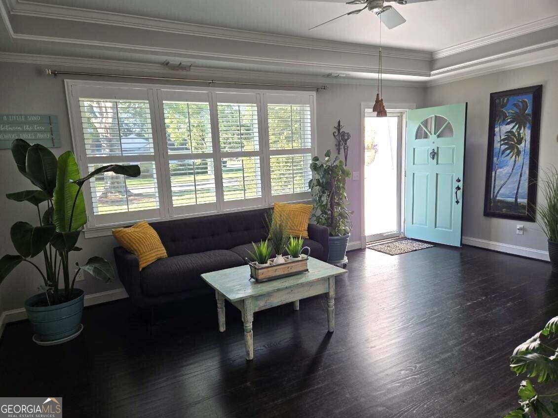 511 W Smith Street Property Photo 18