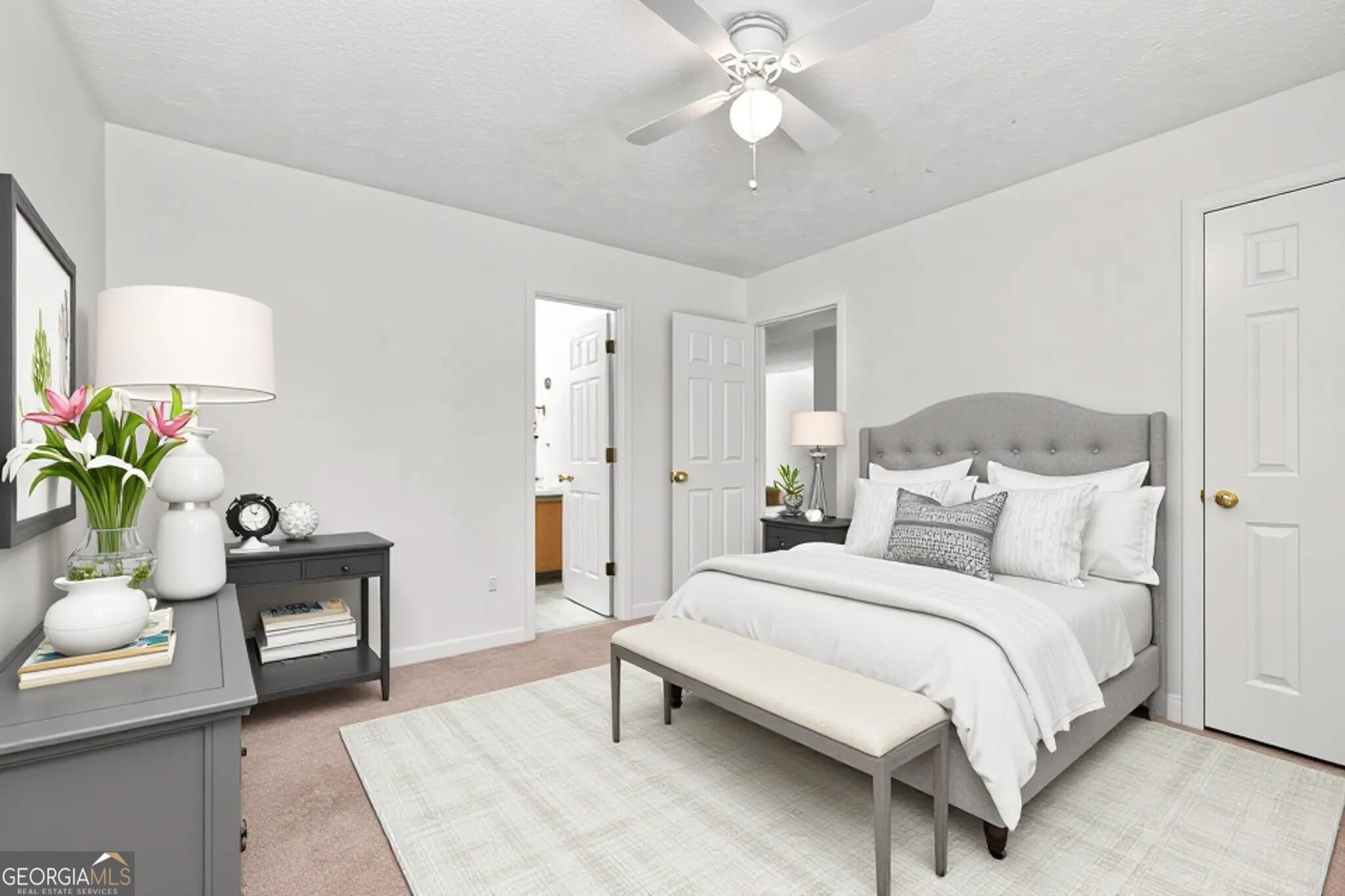 9185 Horseshoe Bnd Property Photo 4
