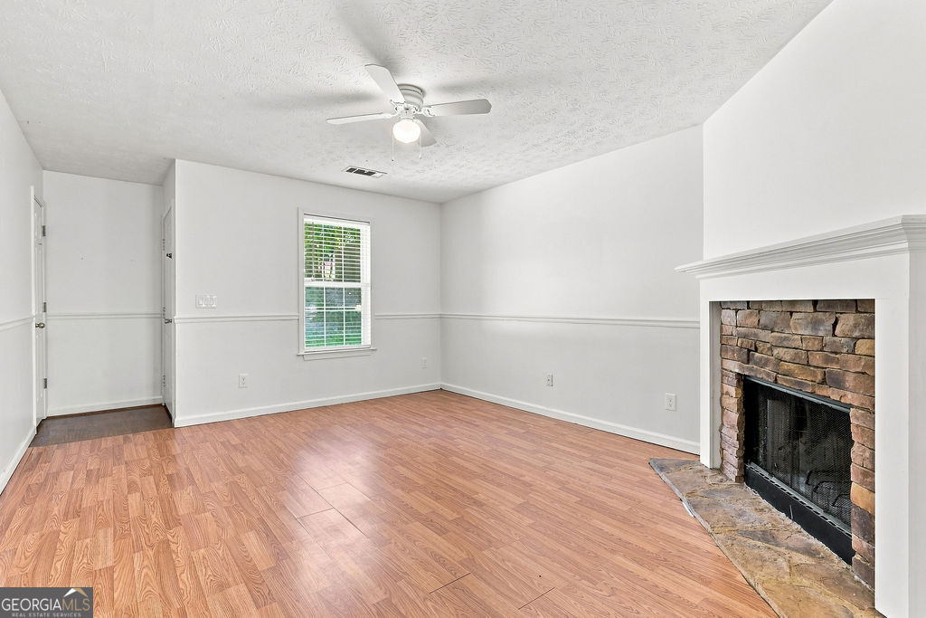9185 Horseshoe Bnd Property Photo 8
