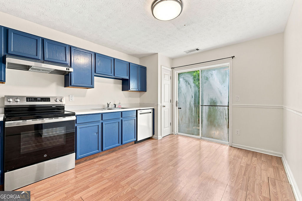 9185 Horseshoe Bnd Property Photo 14