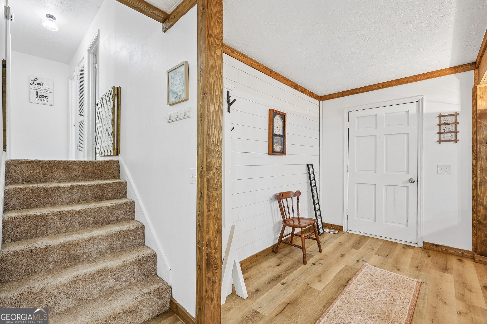 539 Newton Road Property Photo 3