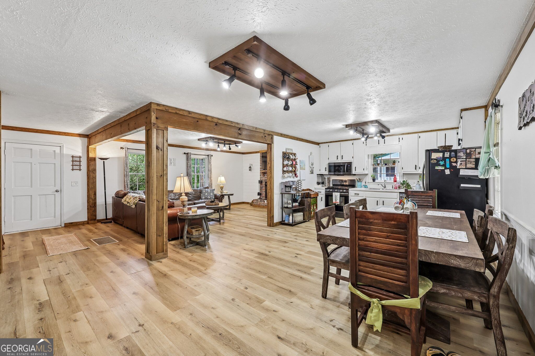 539 Newton Road Property Photo 10