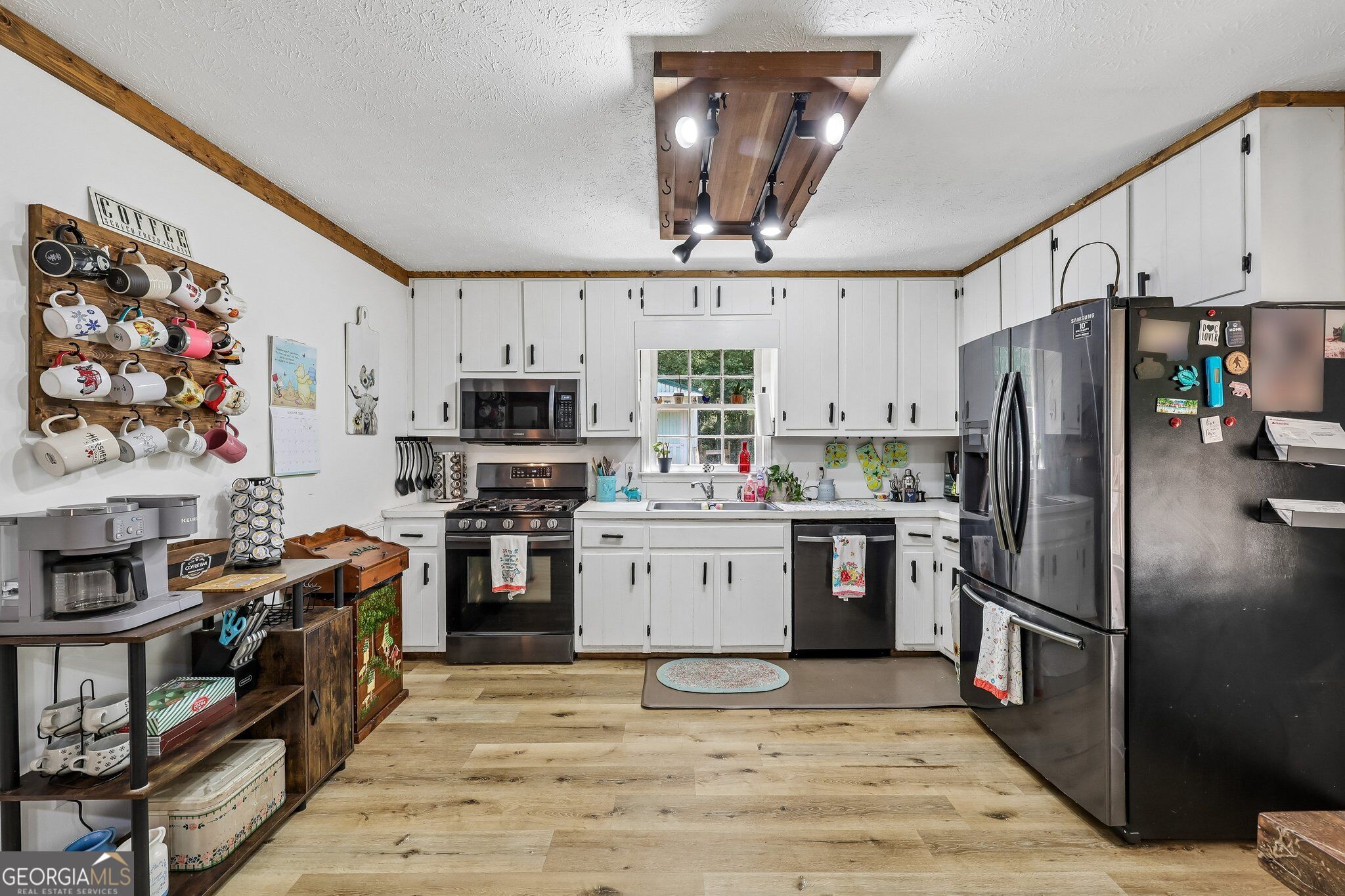 539 Newton Road Property Photo 11