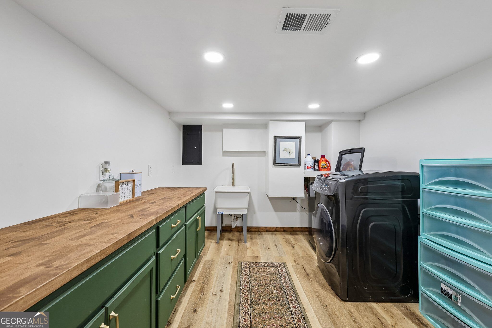 539 Newton Road Property Photo 22
