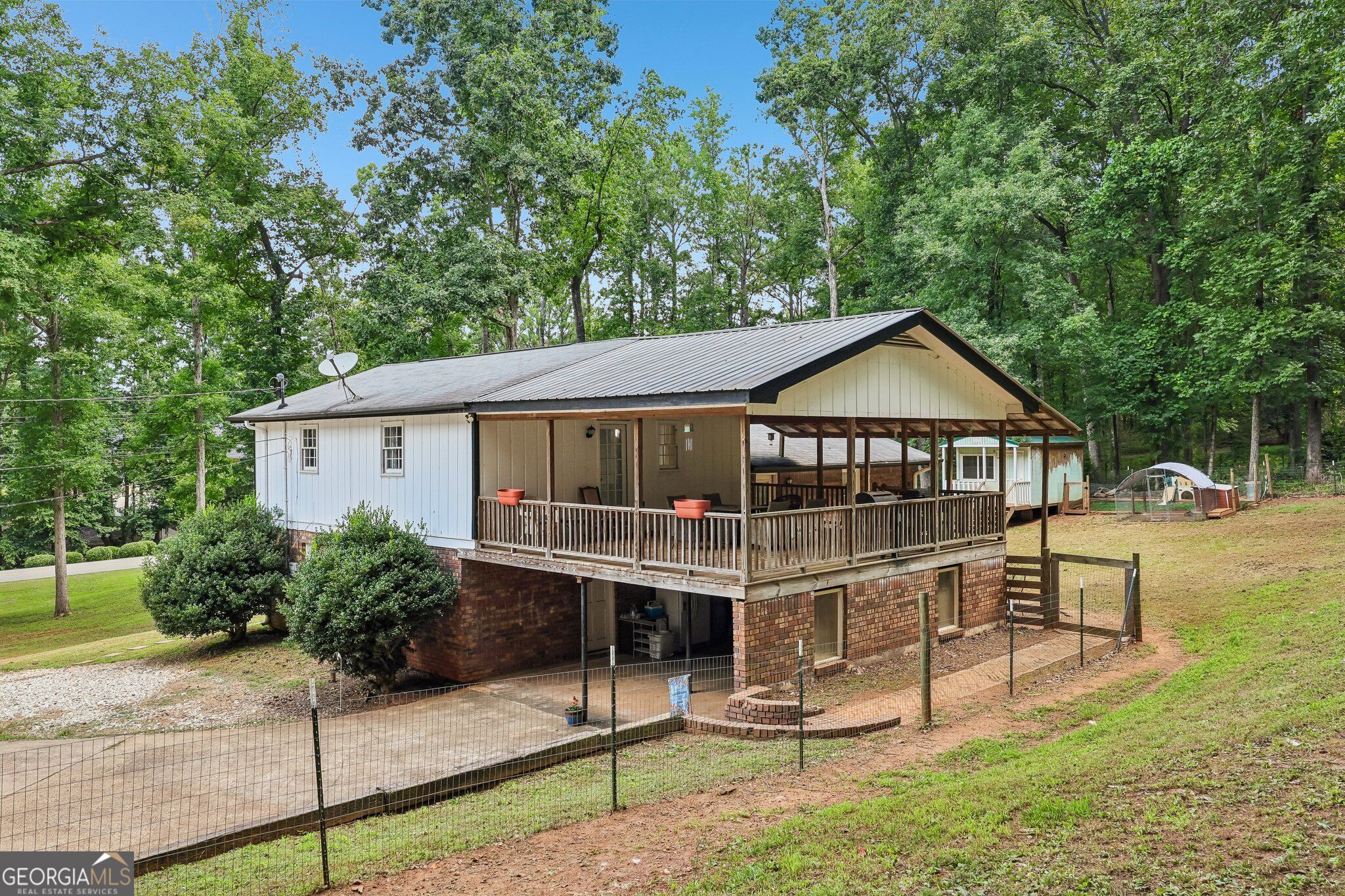 539 Newton Road Property Photo 36