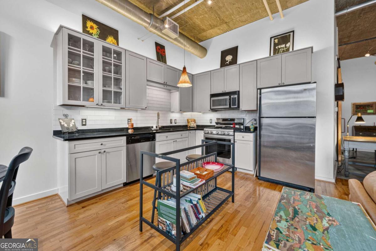 660 Glen Iris Drive Ne # 207 Property Photo 11