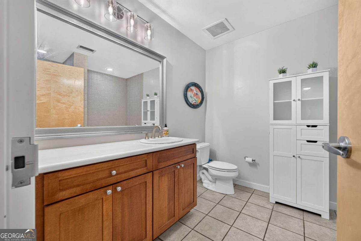 660 Glen Iris Drive Ne # 207 Property Photo 22