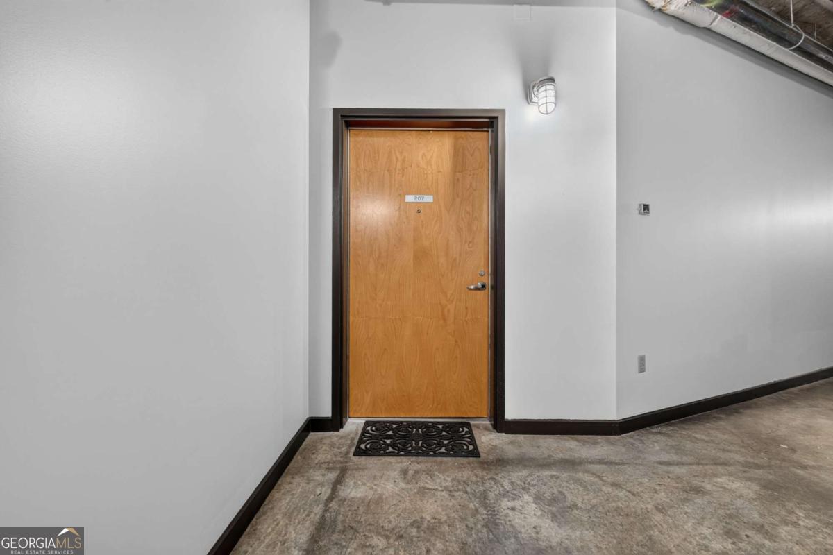 660 Glen Iris Drive Ne # 207 Property Photo 23