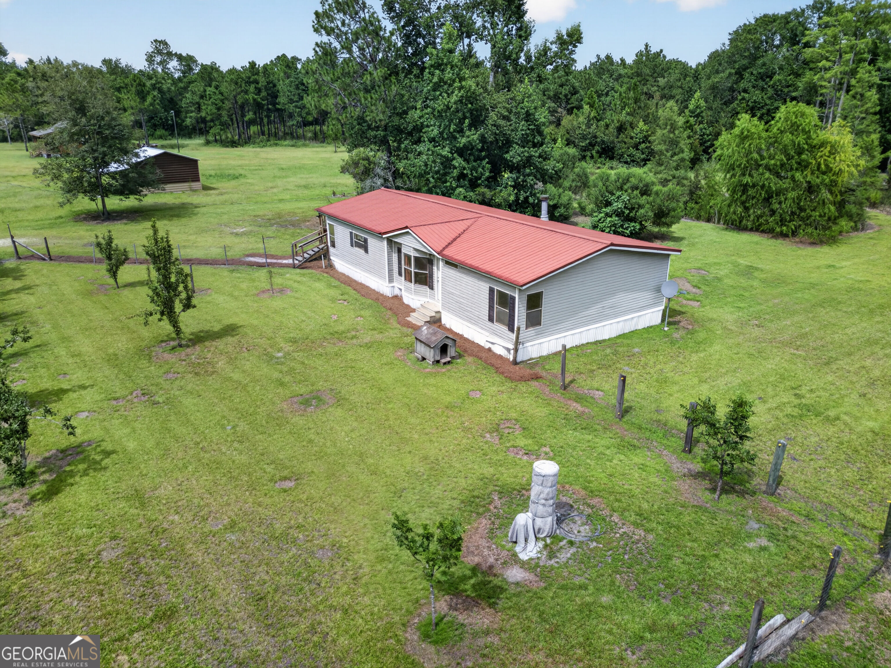 4690 Ammons Road Property Photo 9