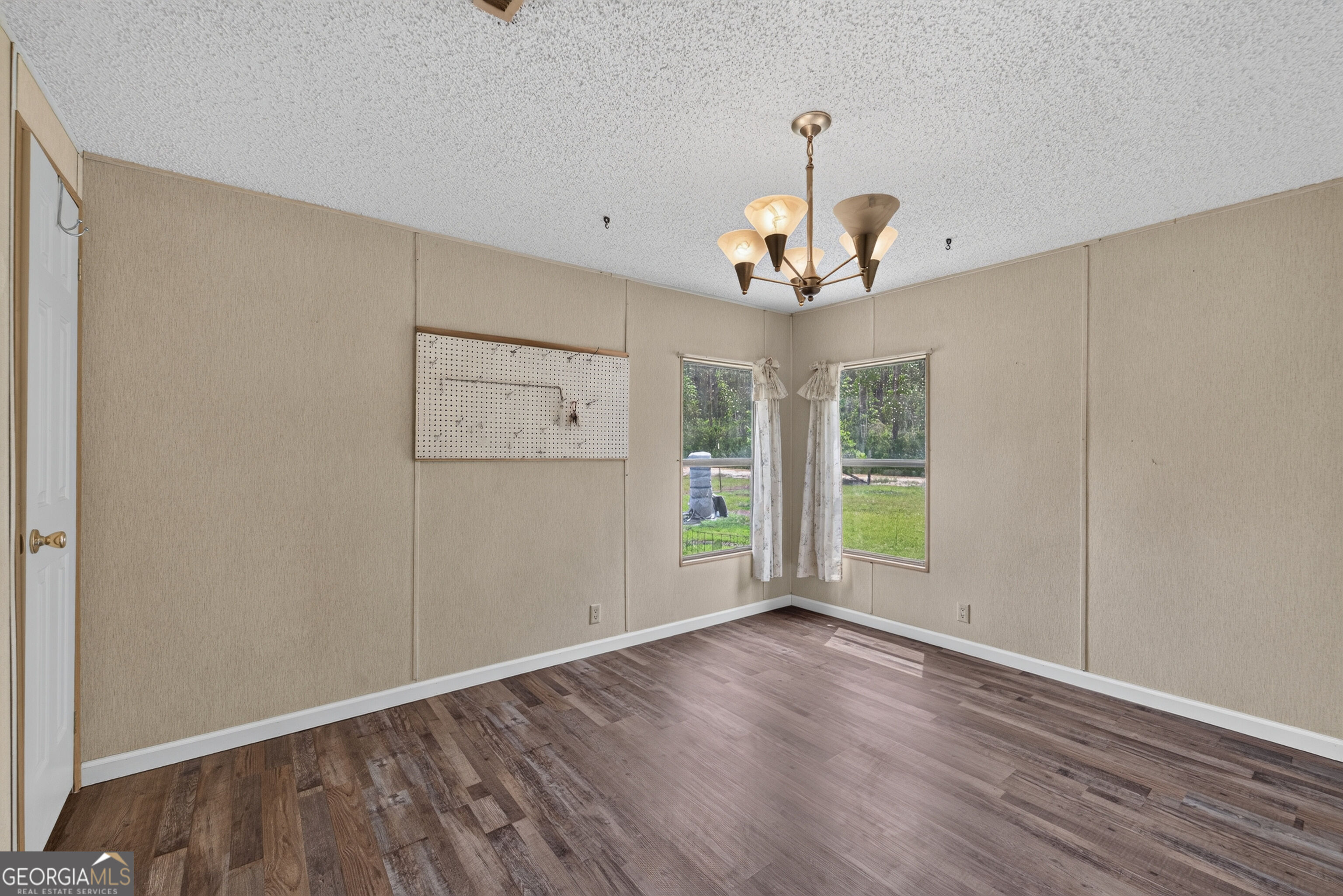 4690 Ammons Road Property Photo 30