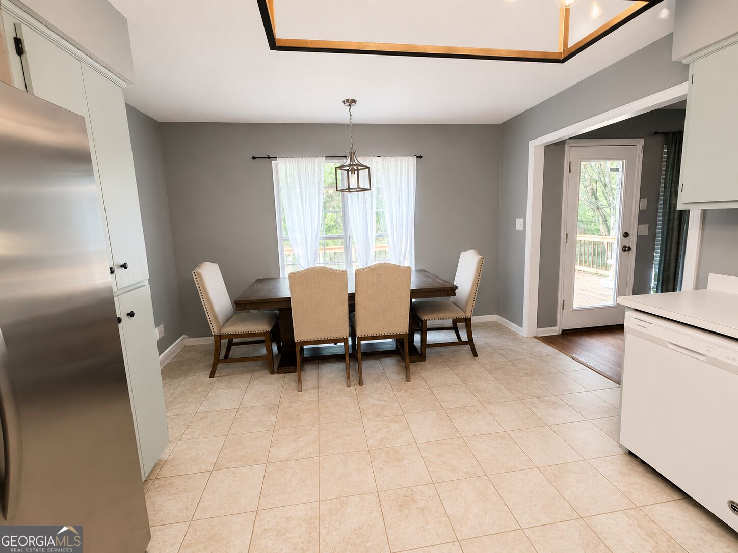 118 Springdale Drive Property Photo 6