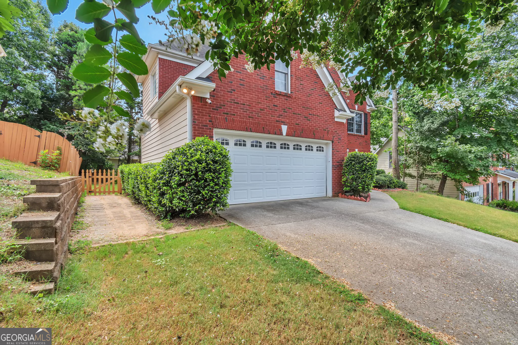 1444 Oglethorpe Drive Property Photo 3