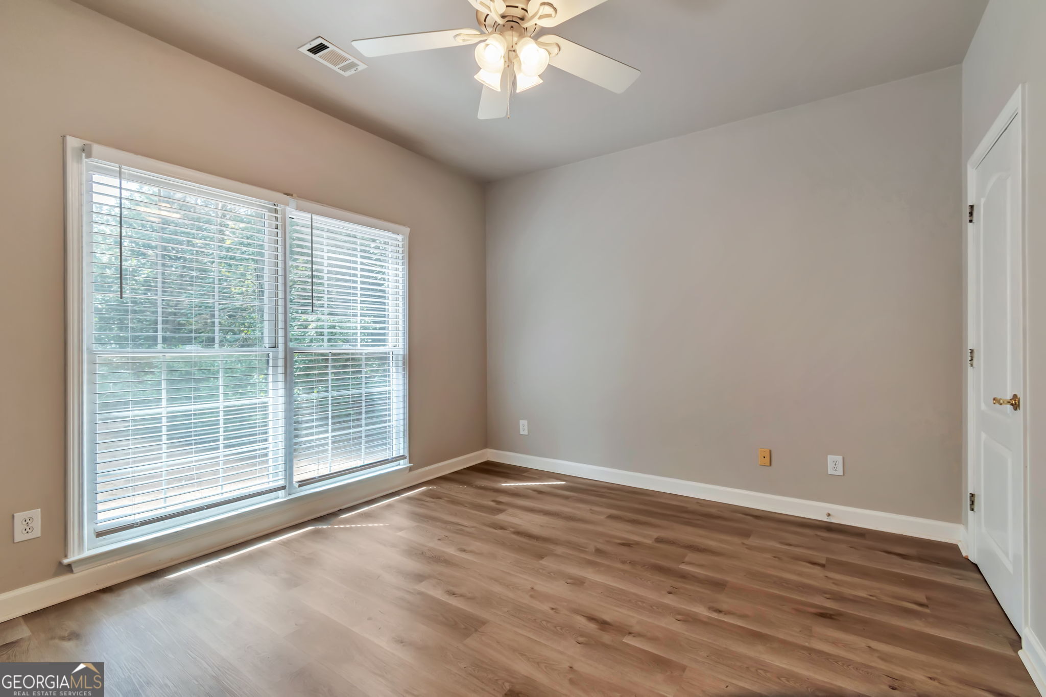 1444 Oglethorpe Drive Property Photo 8