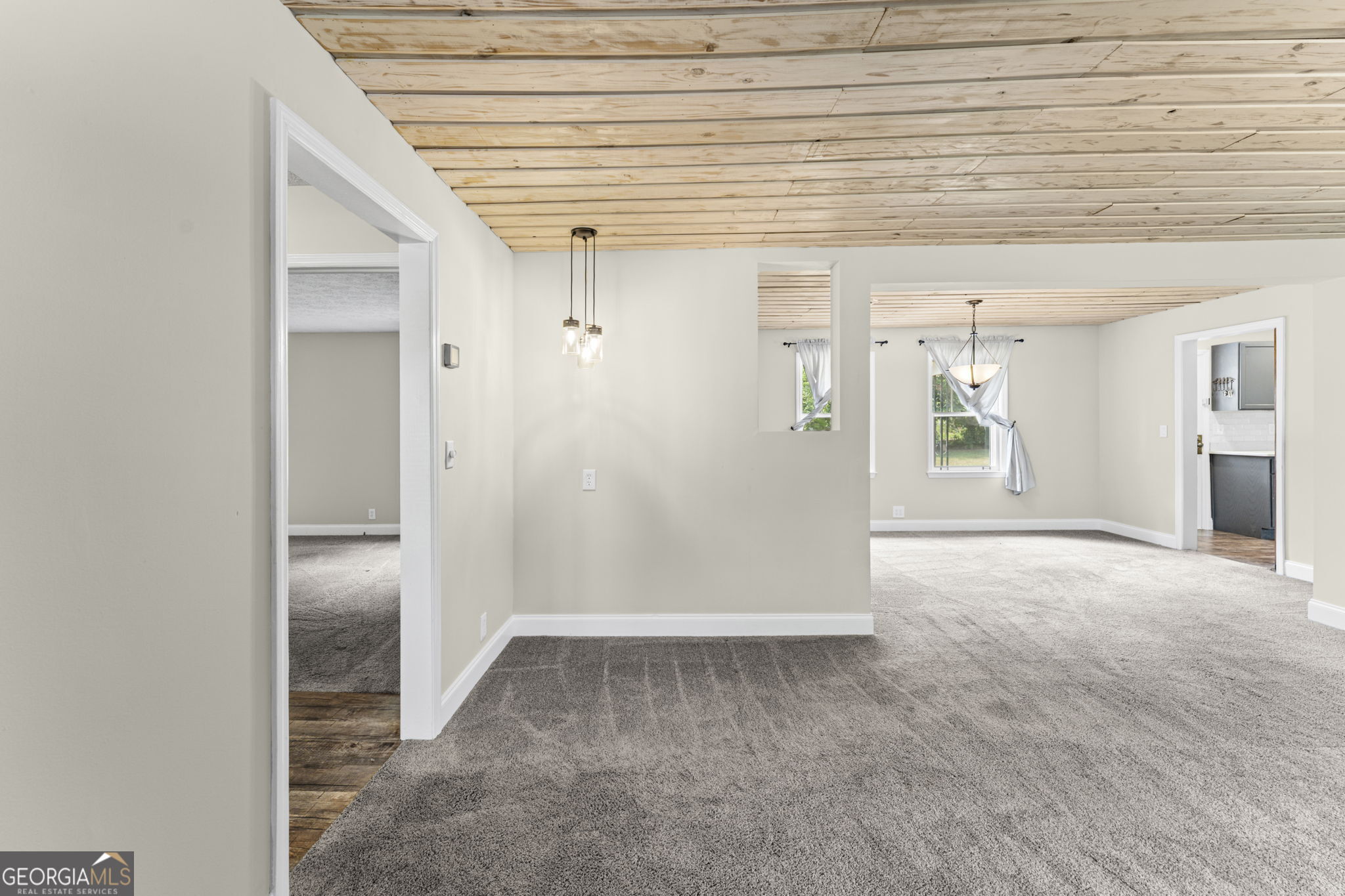 110 Handy Road Property Photo 5