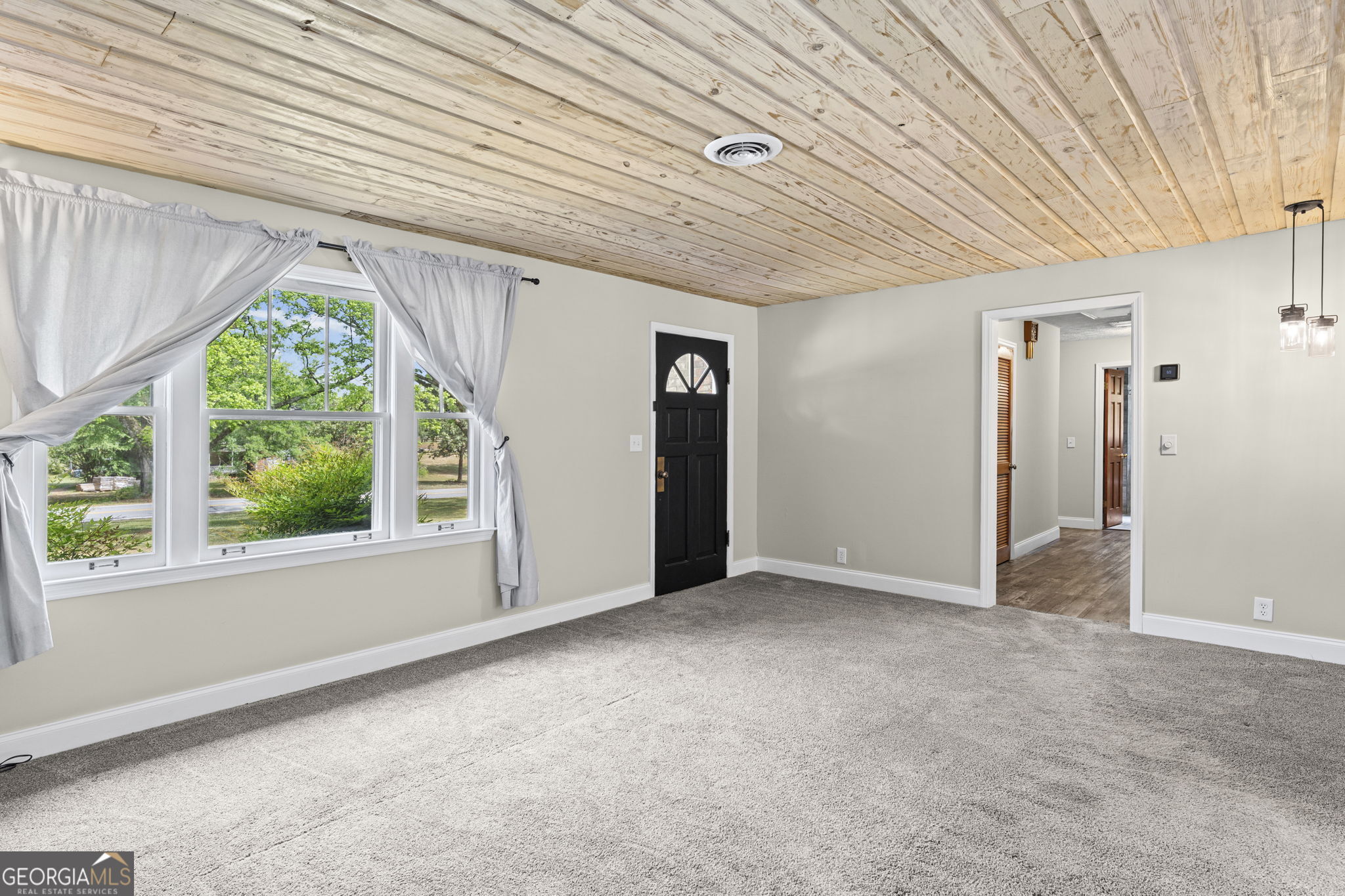 110 Handy Road Property Photo 9