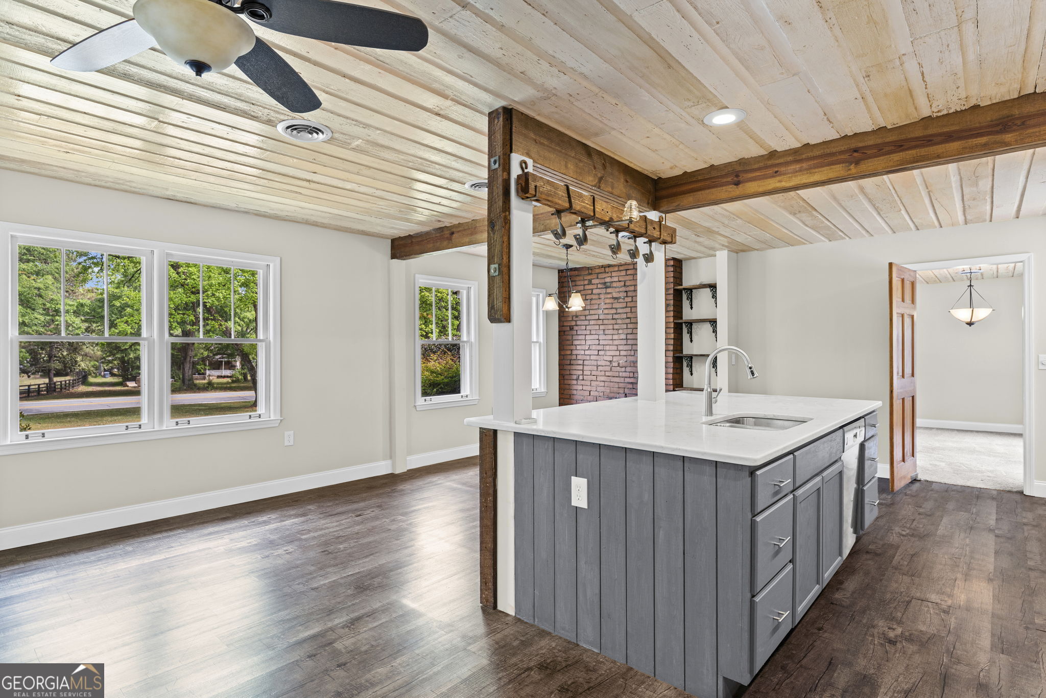 110 Handy Road Property Photo 12