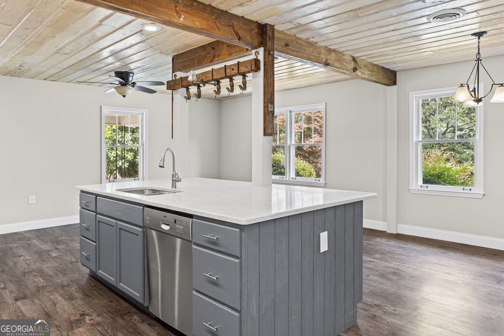 110 Handy Road Property Photo 15