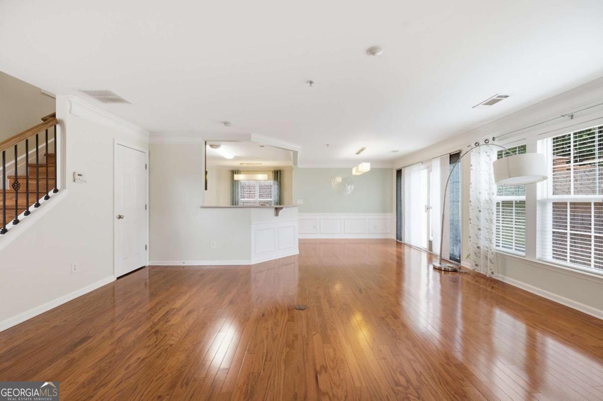 251 Balaban Circle Property Photo 7