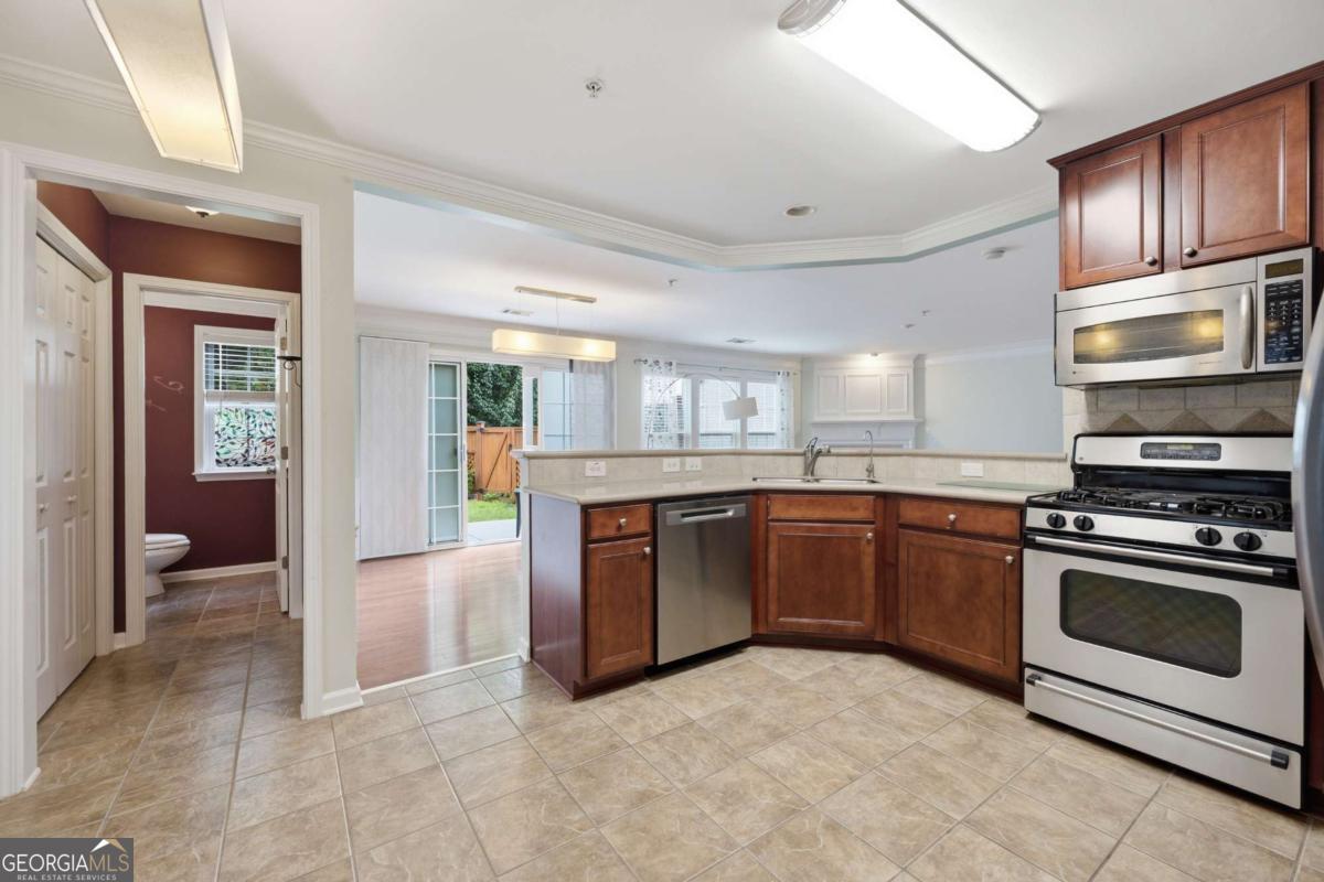 251 Balaban Circle Property Photo 8