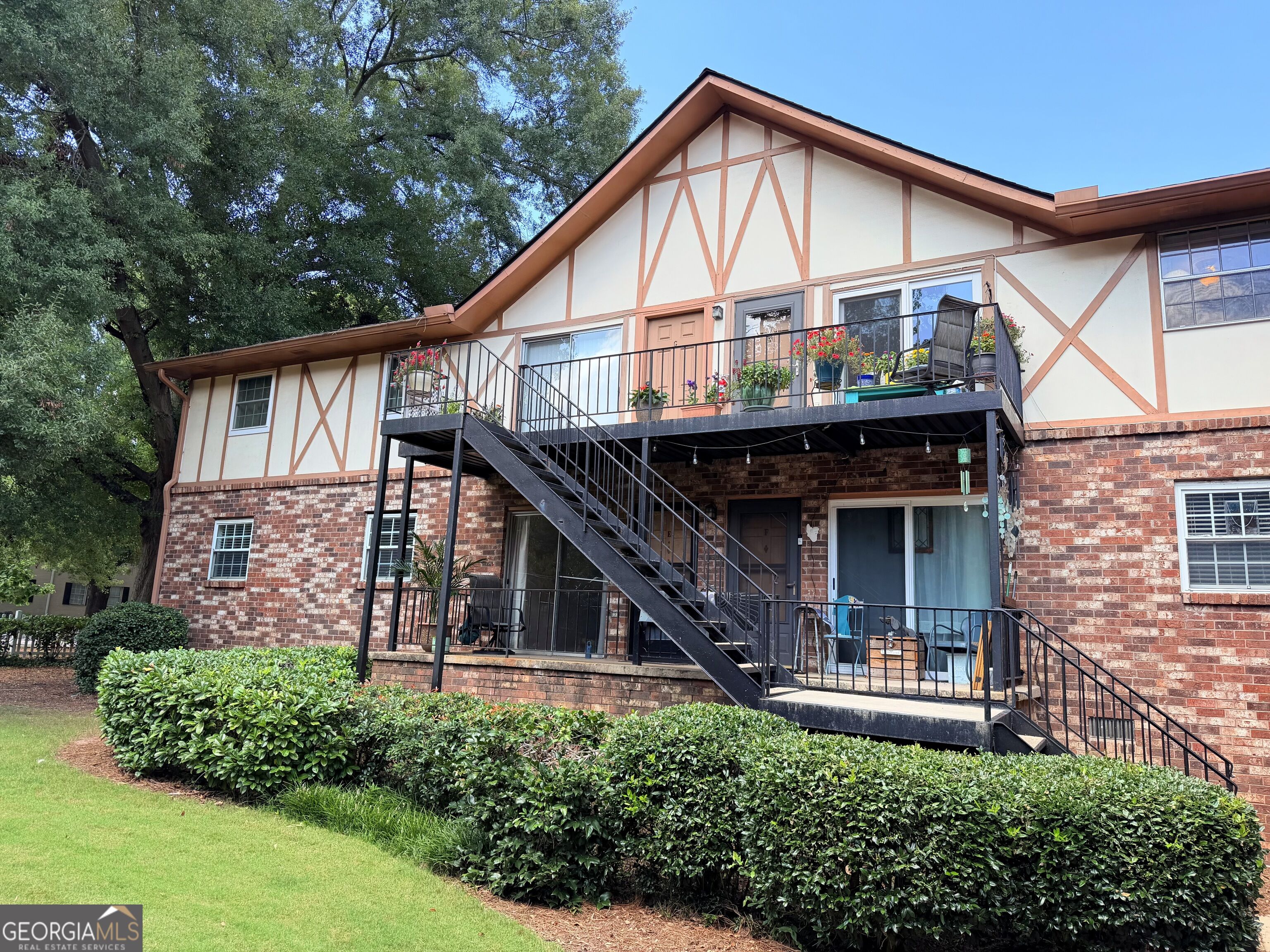1181 Church Street # G Property Photo 1