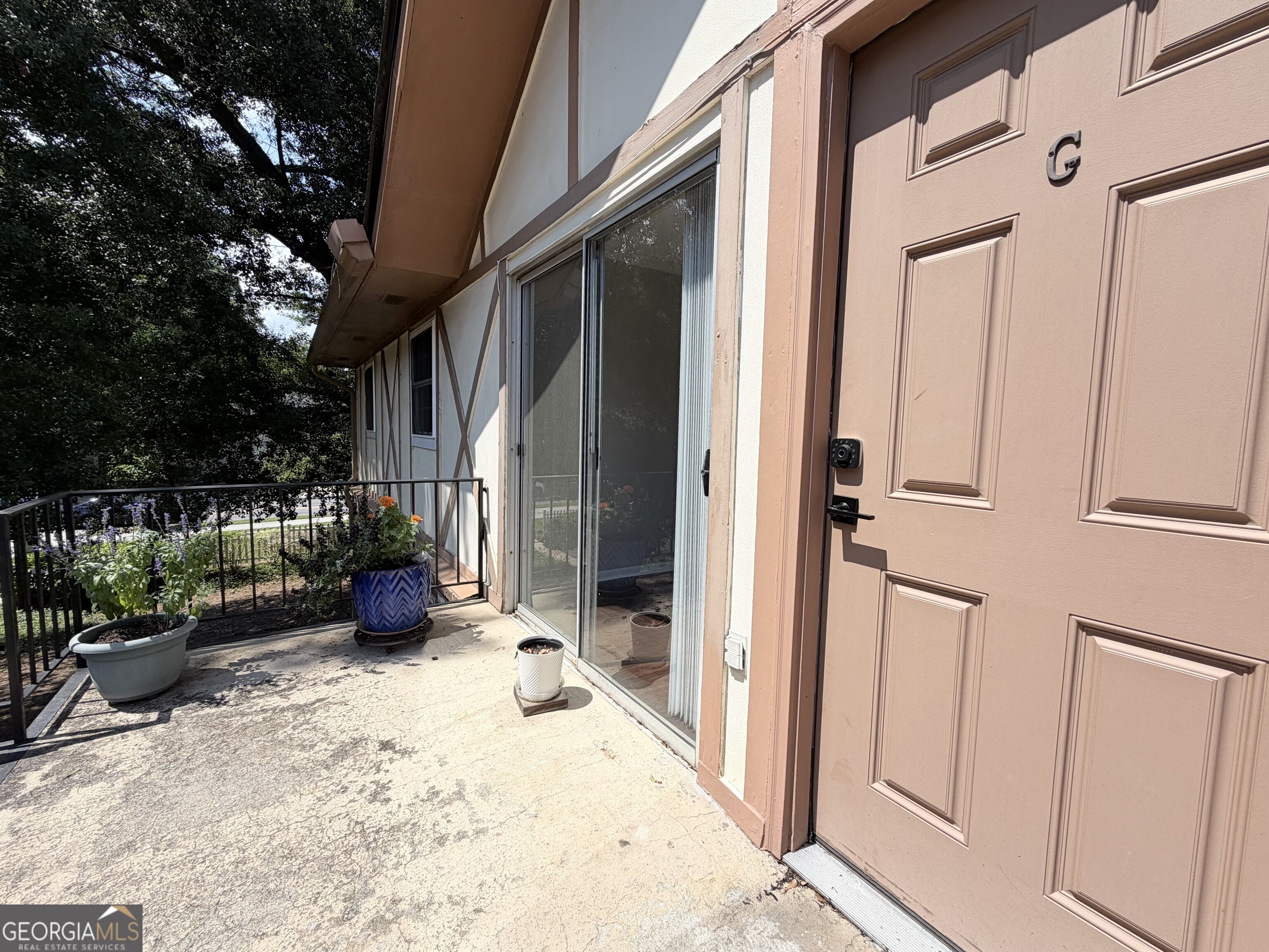 1181 Church Street # G Property Photo 2