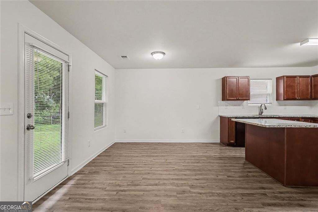 231 Lantana Crossing Property Photo 6