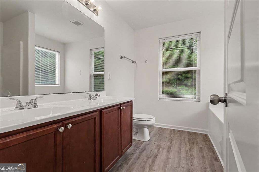 231 Lantana Crossing Property Photo 9
