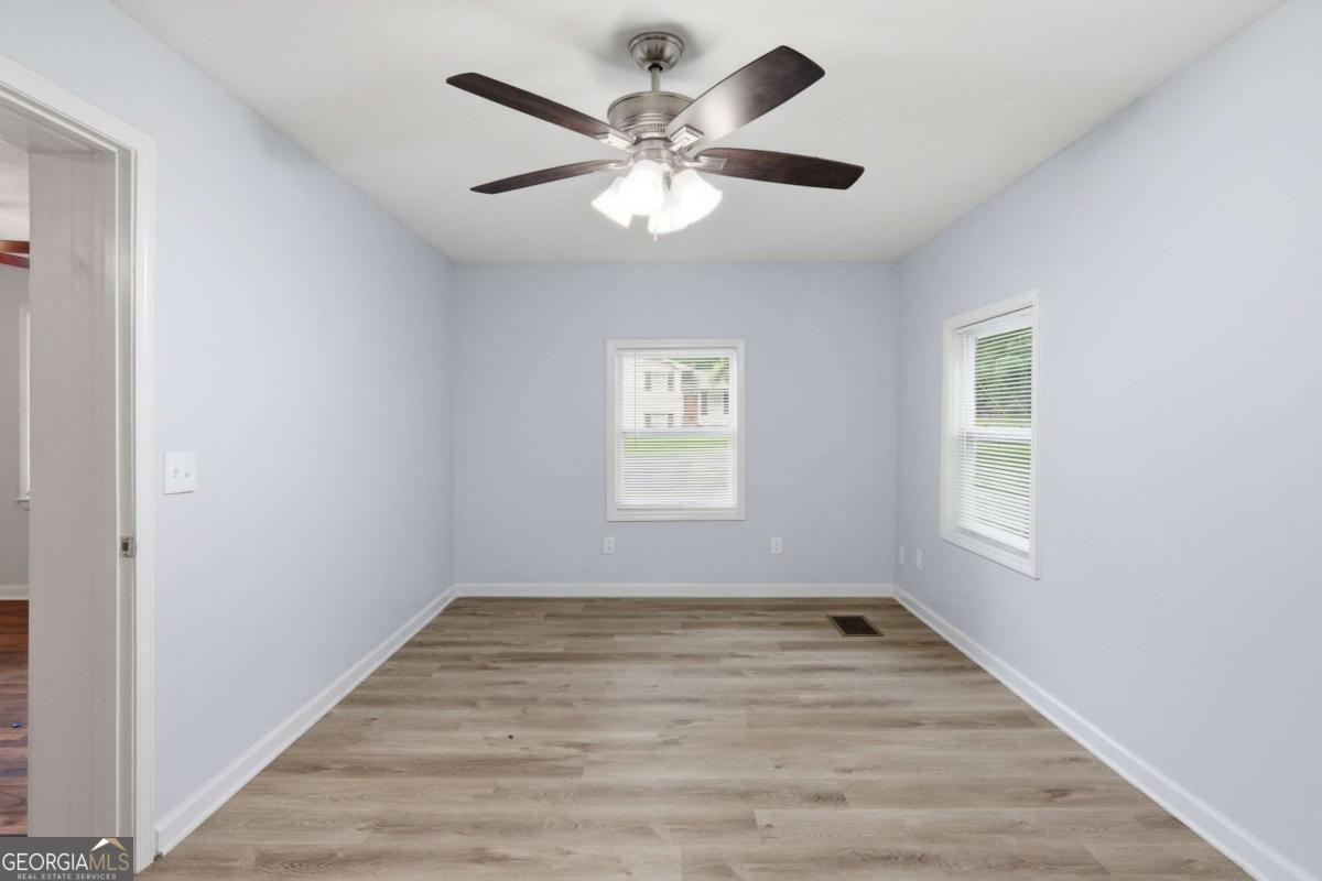 3200 Belfort Road Se Property Photo 13