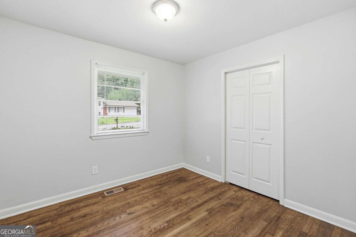 3200 Belfort Road Se Property Photo 21
