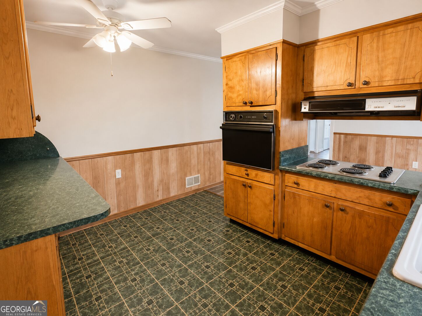 318 Leola Drive Property Photo 5