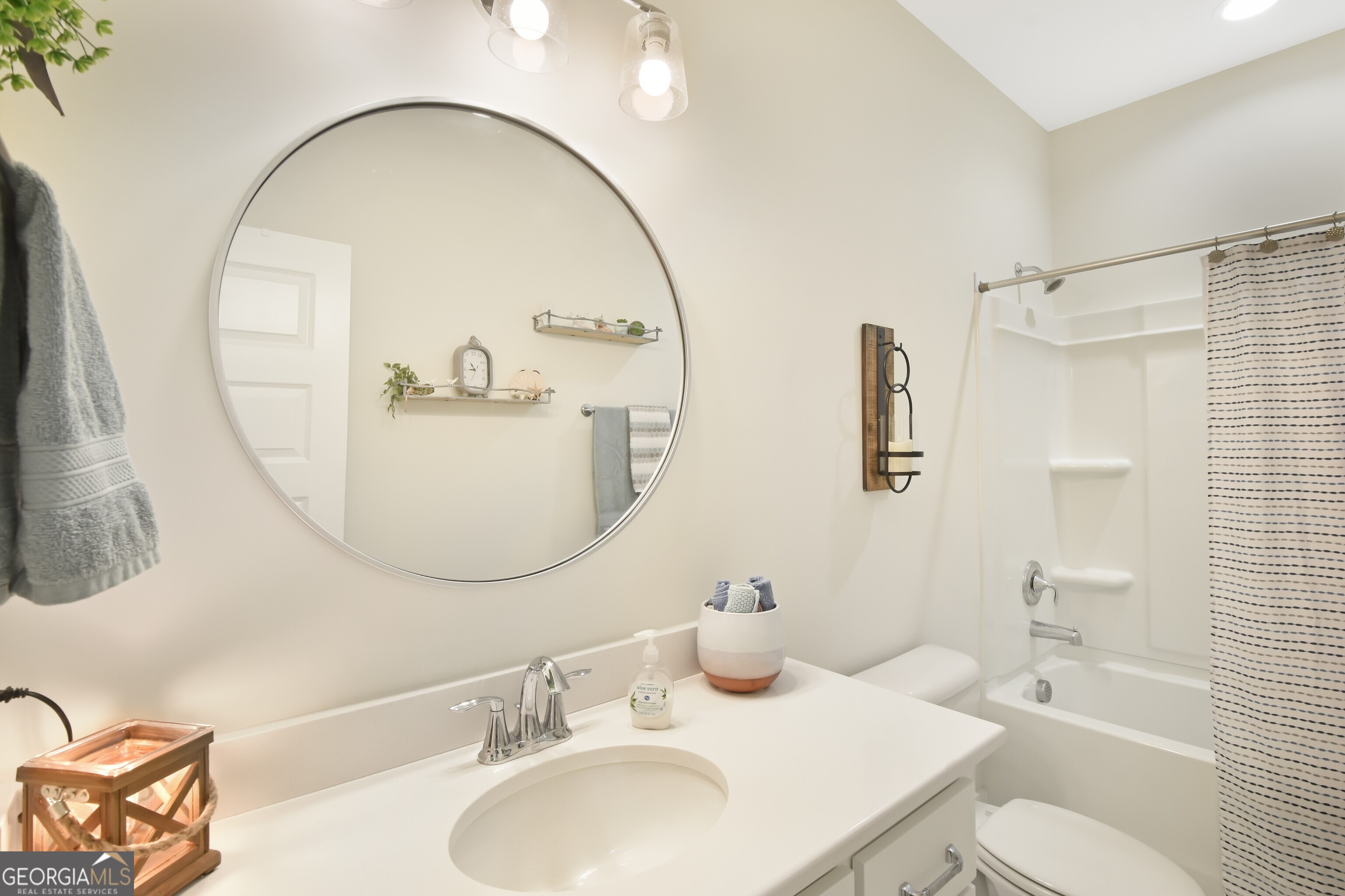 1021 Kyles Loop Ne Property Photo 15