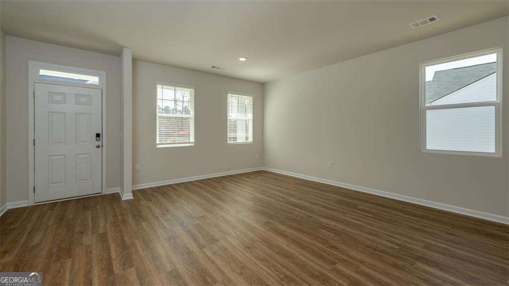 2221 Edgecombe Lane Property Photo 4