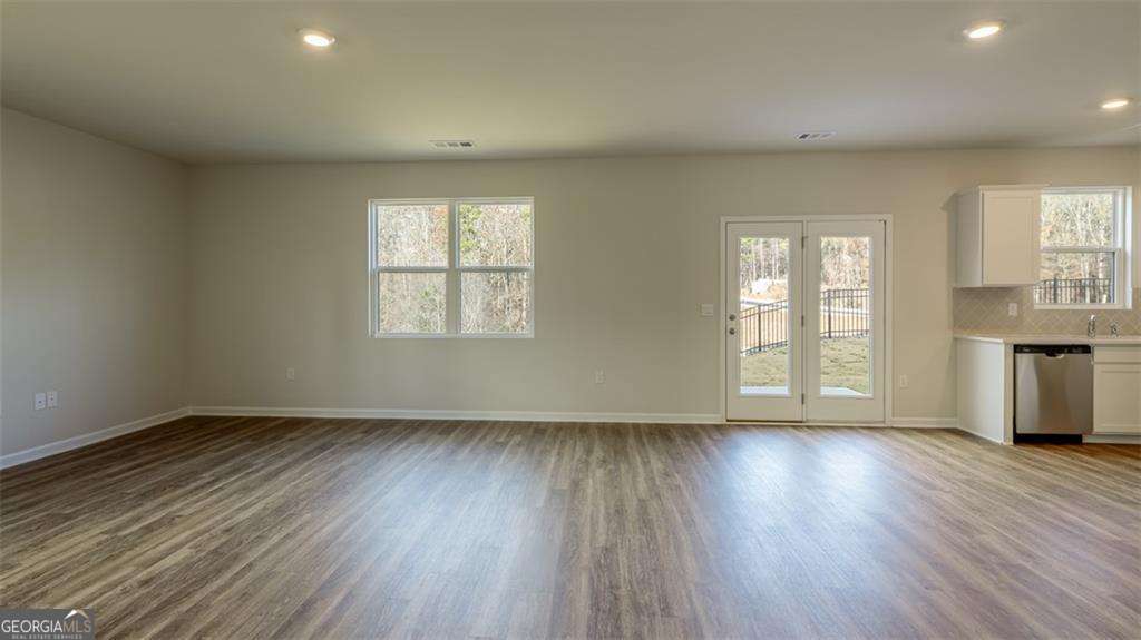 2221 Edgecombe Lane Property Photo 8