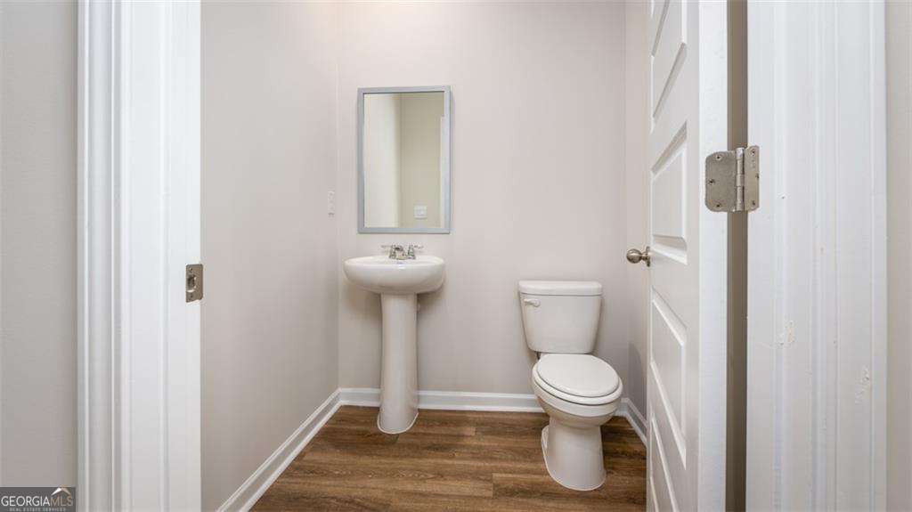 2221 Edgecombe Lane Property Photo 9
