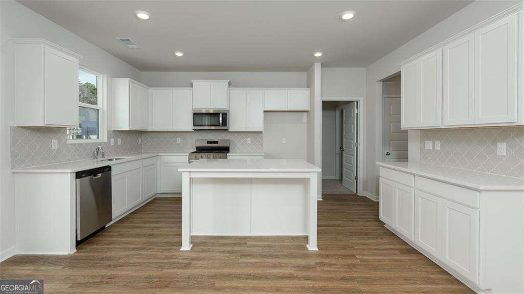 2221 Edgecombe Lane Property Photo 13